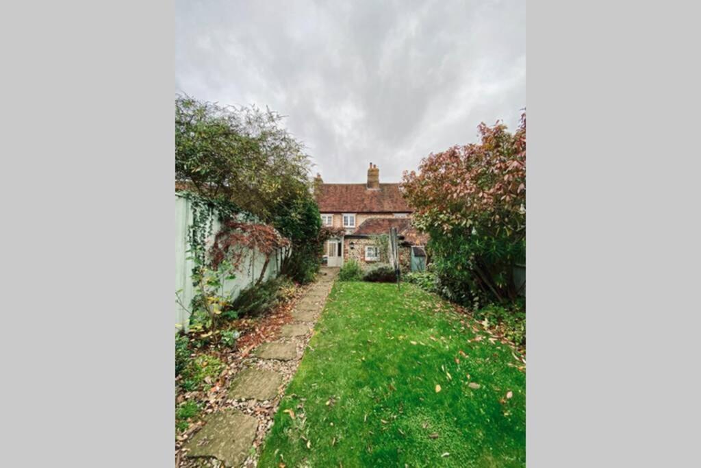 Angel Cottage, Boxgrove, Chichester - Relax And Unwind Екстериор снимка