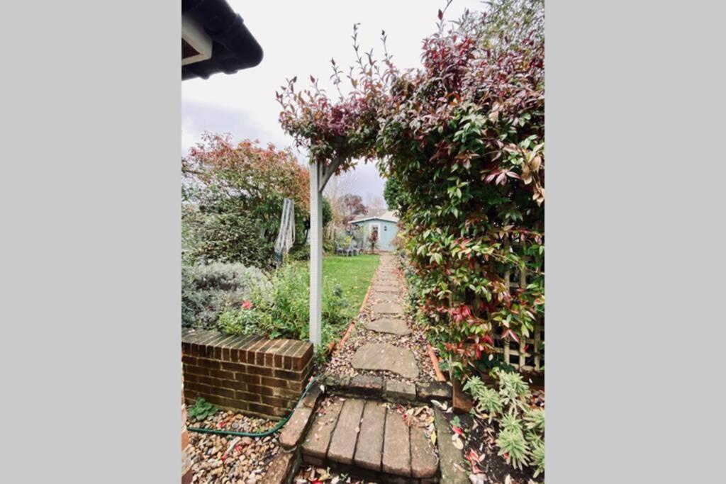 Angel Cottage, Boxgrove, Chichester - Relax And Unwind Екстериор снимка